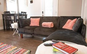 Outstanding Studio Apts Downtown